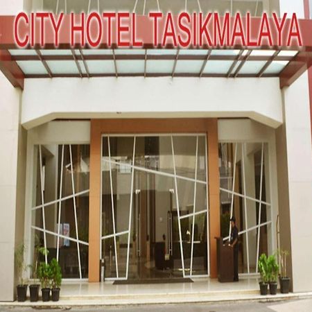 City Hotel Тасикмалая Екстериор снимка